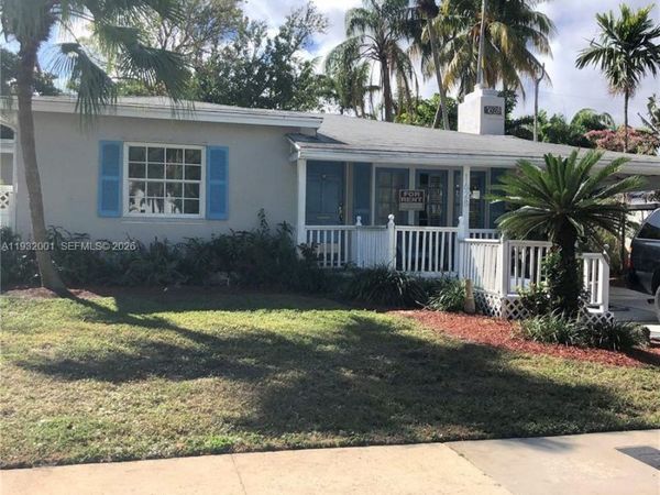 1628 NE 4th Pl, Fort Lauderdale, FL 33301