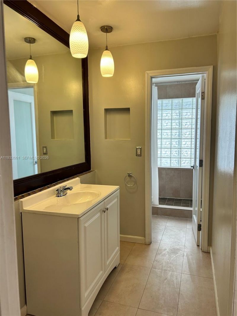 1628 NE 4th Pl, Fort Lauderdale, FL 33301 Photo