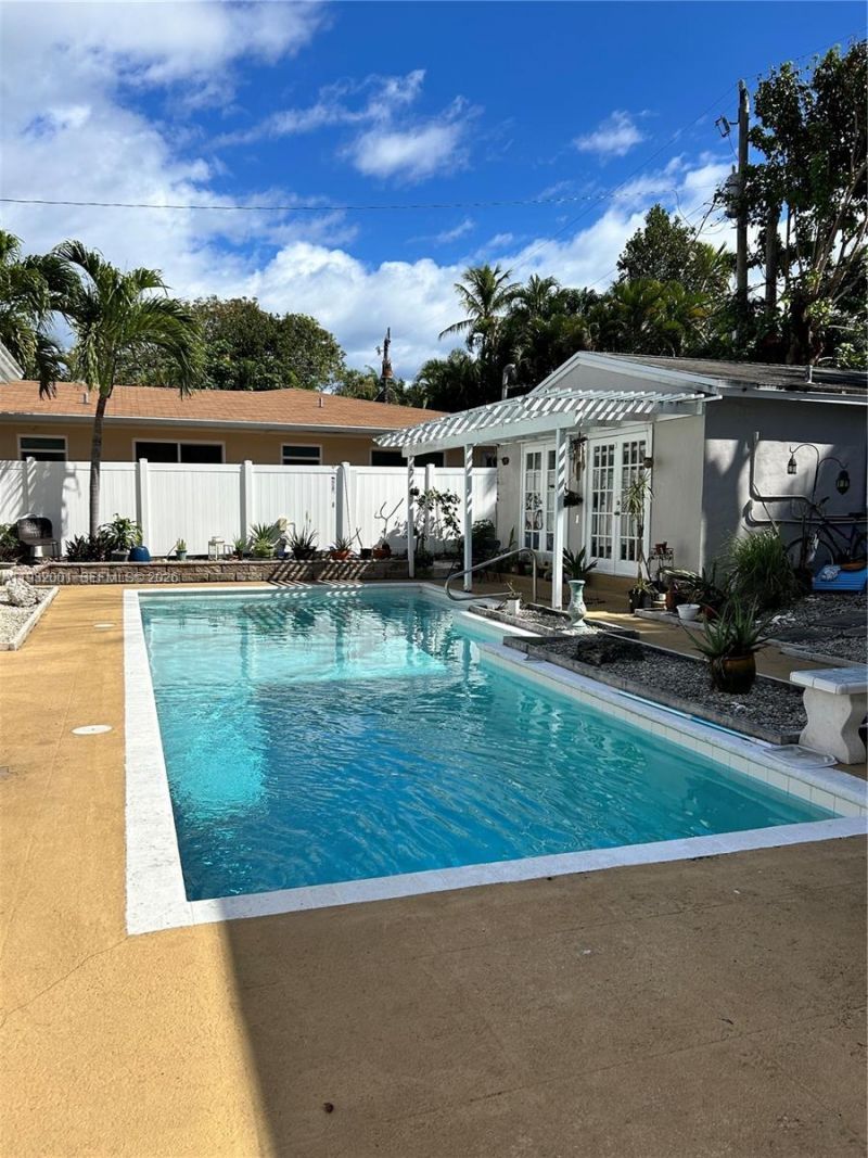 1628 NE 4th Pl, Fort Lauderdale, FL 33301 Photo