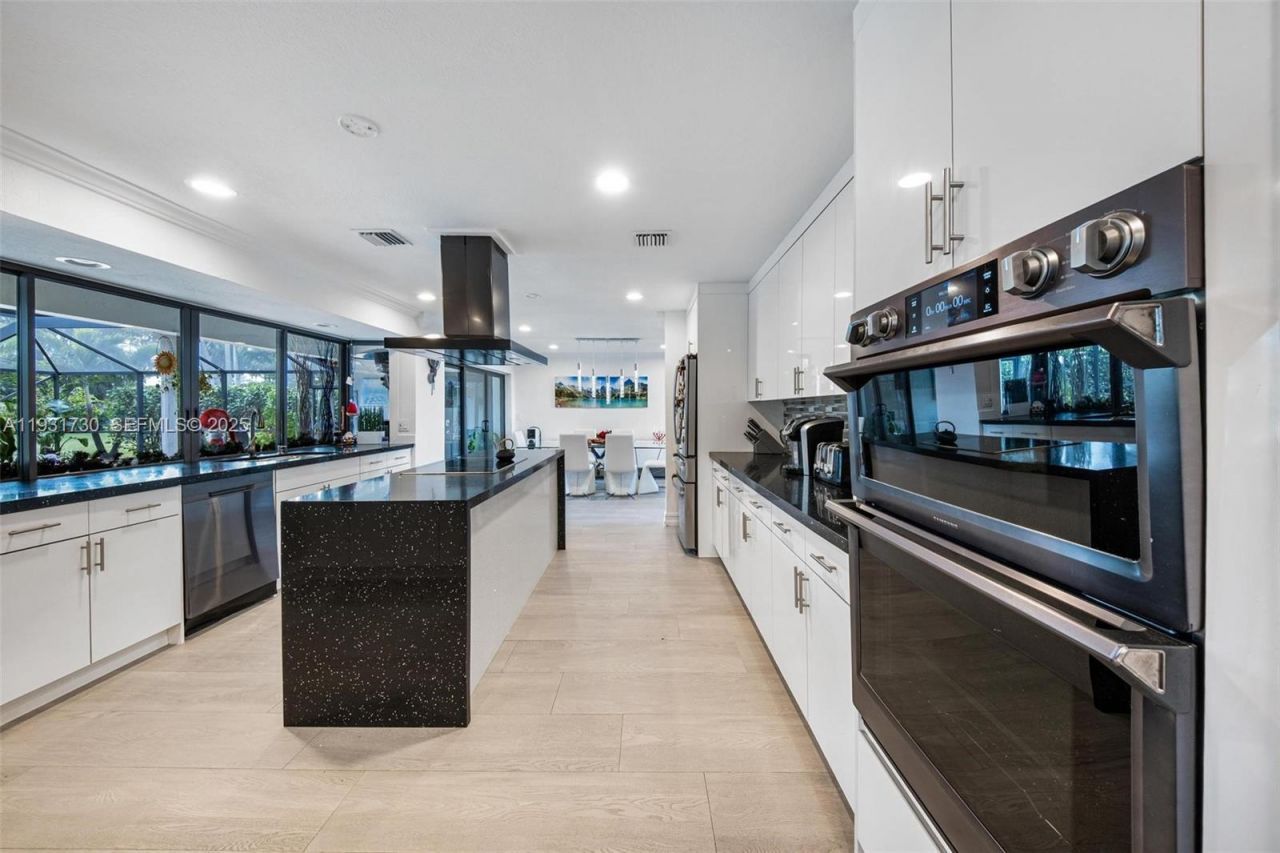 13840 Chatham Pl, Davie, FL 33325 Photo