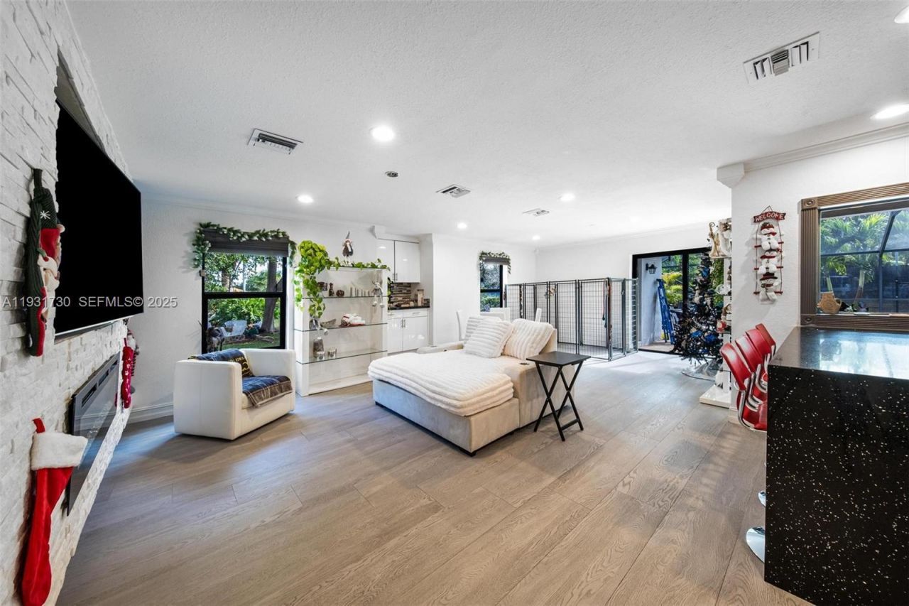 13840 Chatham Pl, Davie, FL 33325 Photo