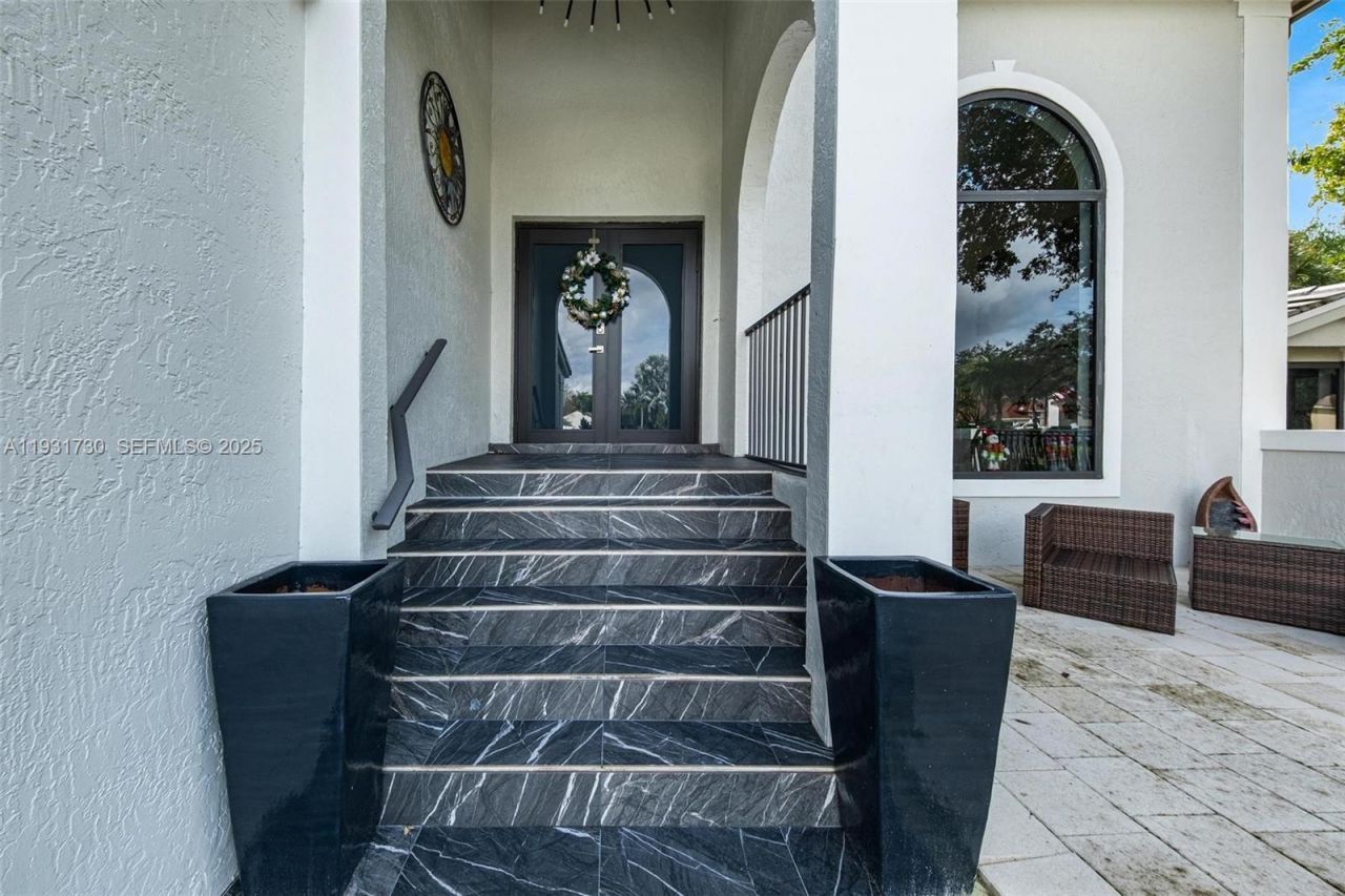 13840 Chatham Pl, Davie, FL 33325 Photo