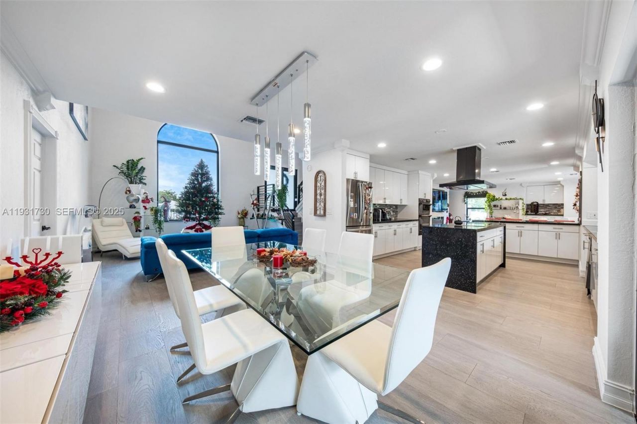 13840 Chatham Pl, Davie, FL 33325 Photo