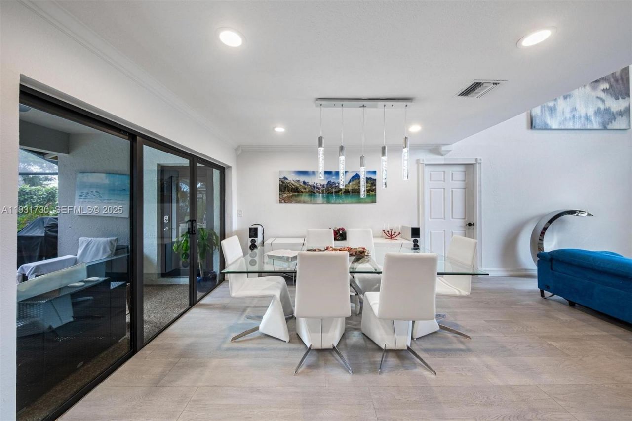 13840 Chatham Pl, Davie, FL 33325 Photo