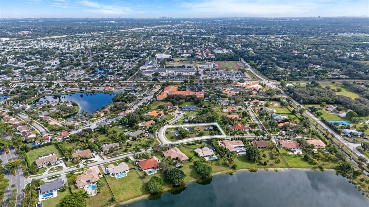 13840 Chatham Pl, Davie, FL 33325 Photo