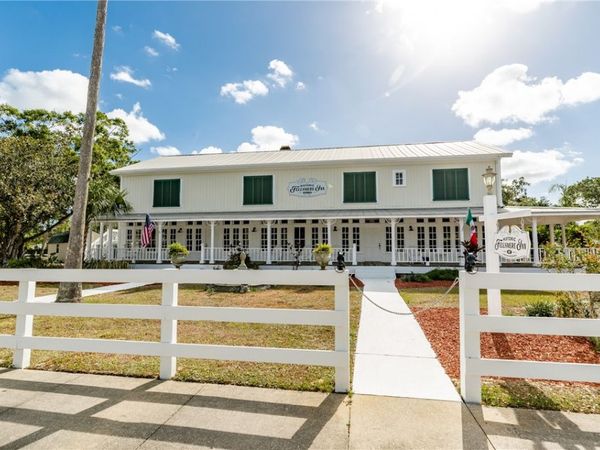 107 N Broadway Street, Fellsmere, FL 32948