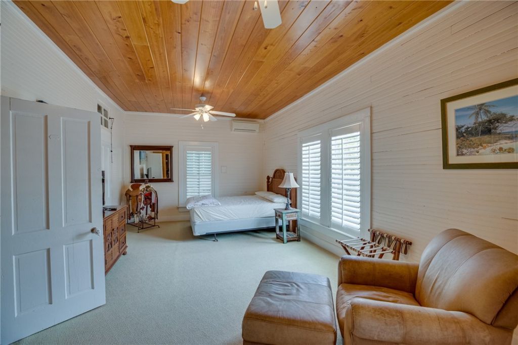 107 N Broadway Street, Fellsmere, FL 32948 Photo