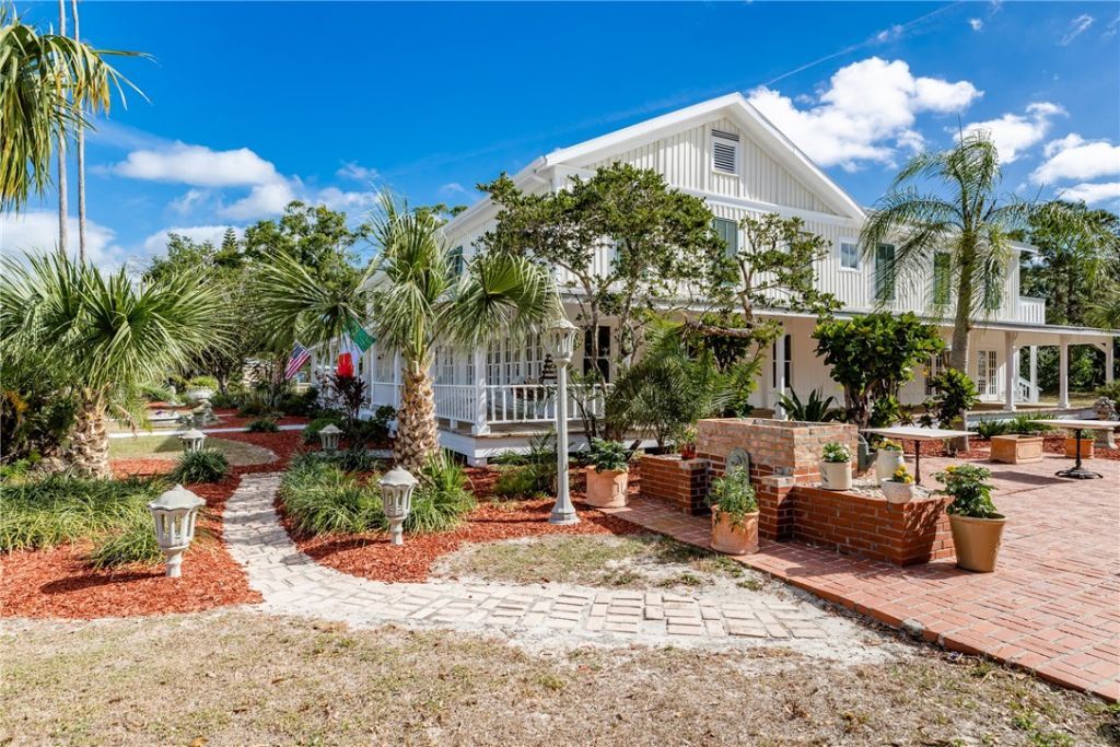 107 N Broadway Street, Fellsmere, FL 32948 Photo