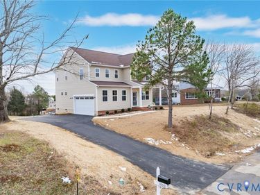 1800 Timberline Drive, Farmville, VA 23901