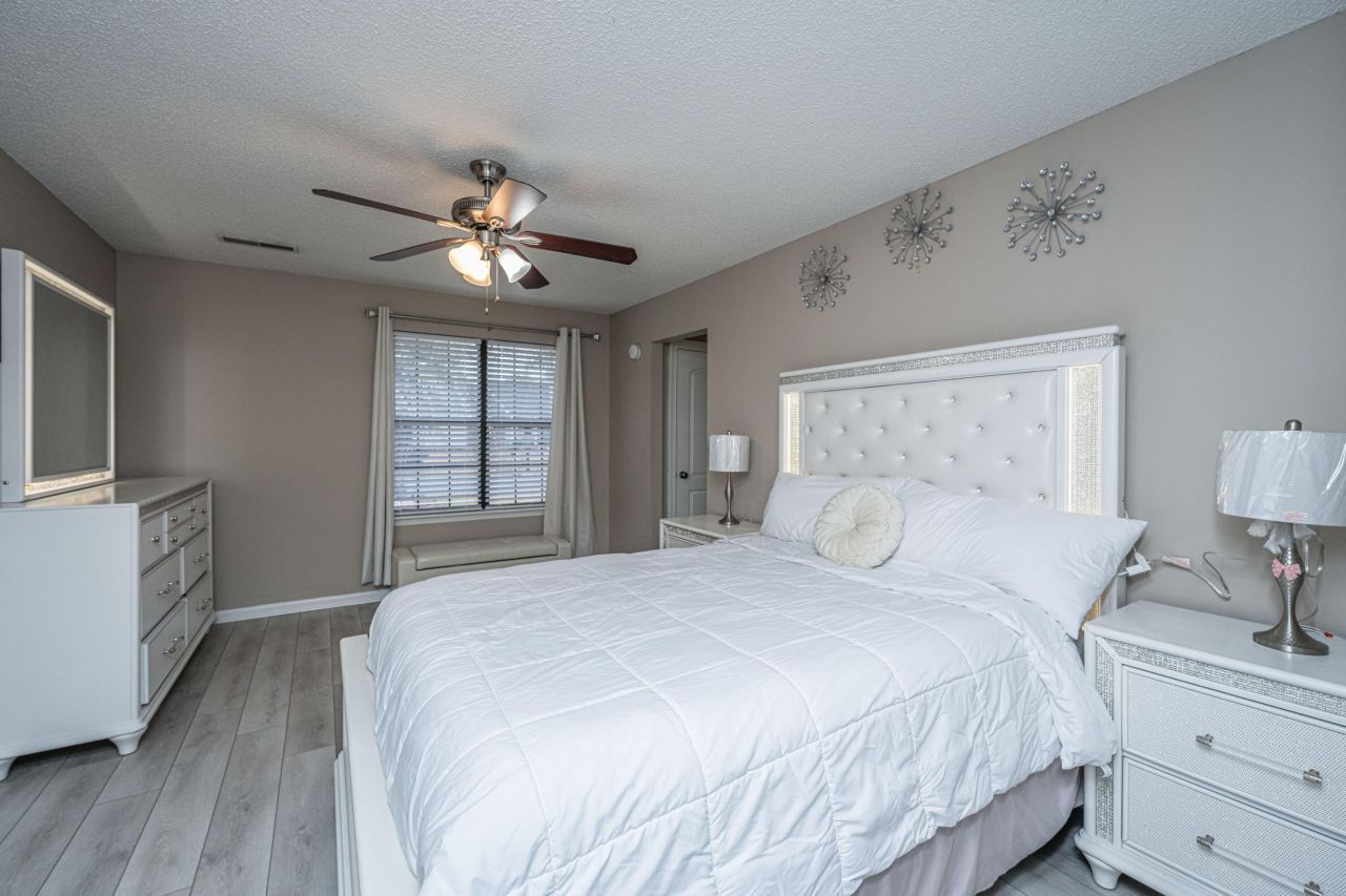 303 Houston Drive Photo 17