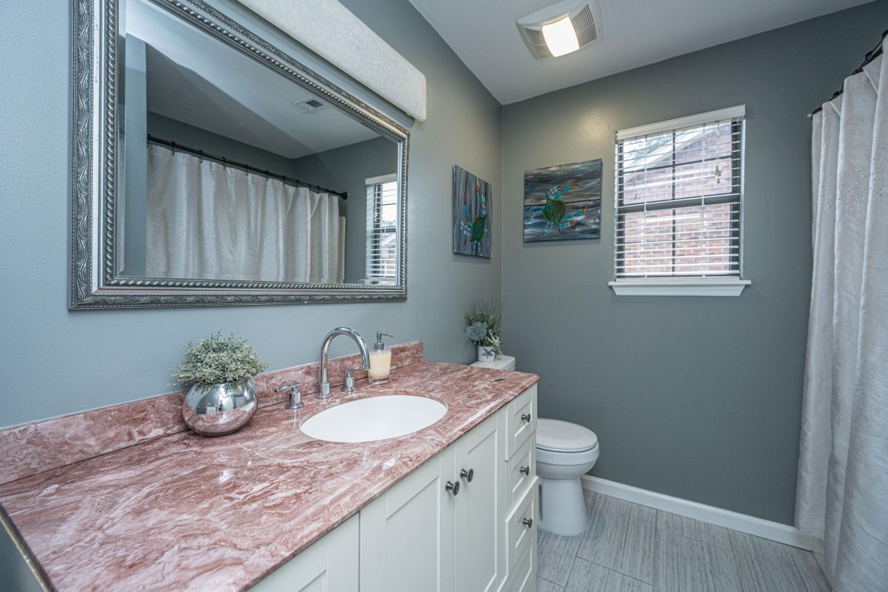 303 Houston Drive Photo 23