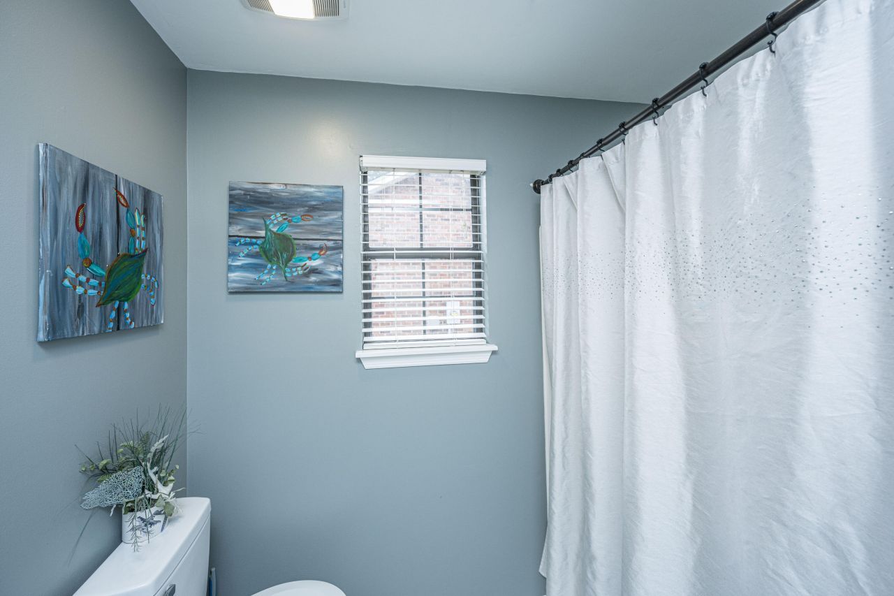 303 Houston Drive Photo 24