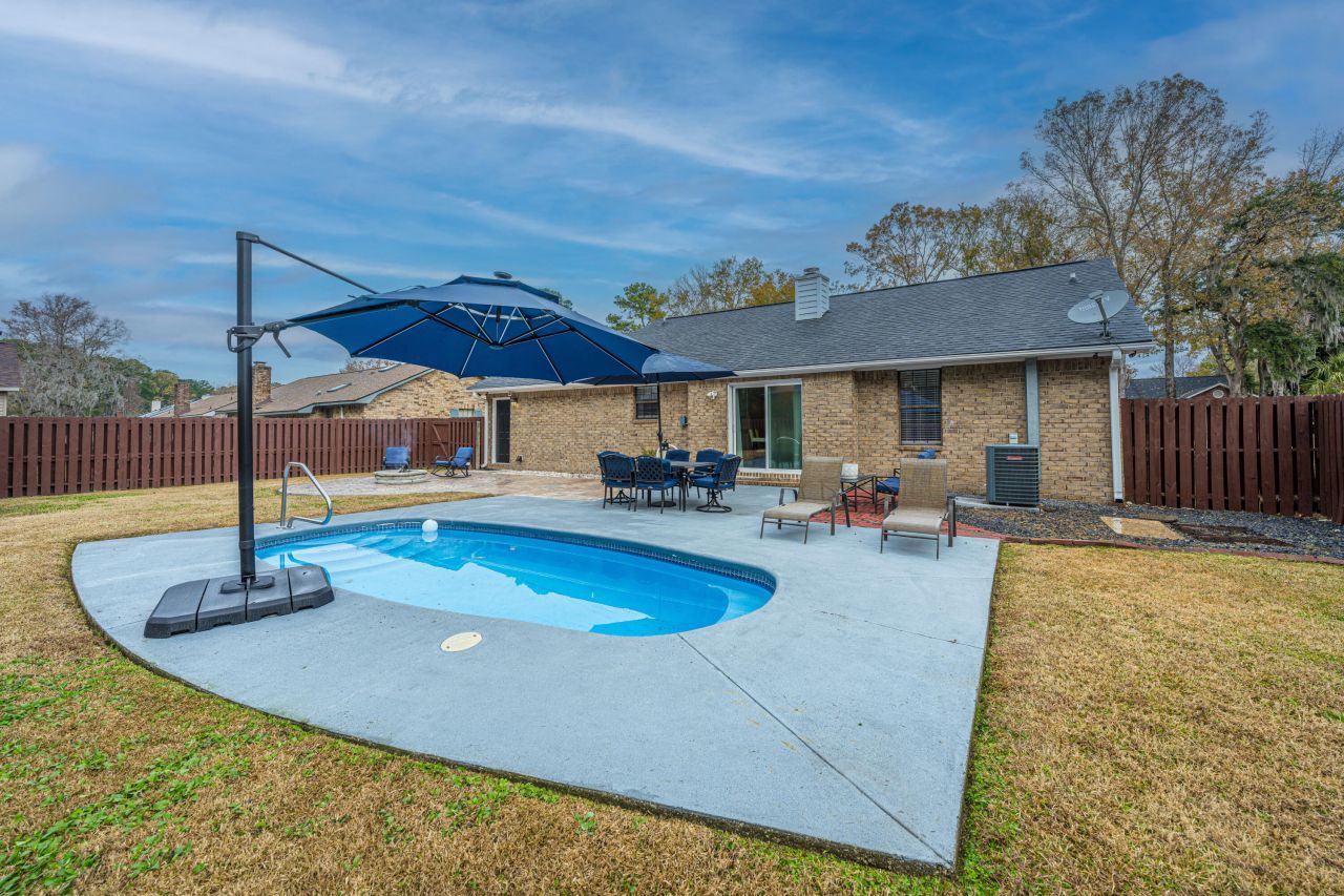 303 Houston Drive Photo 33