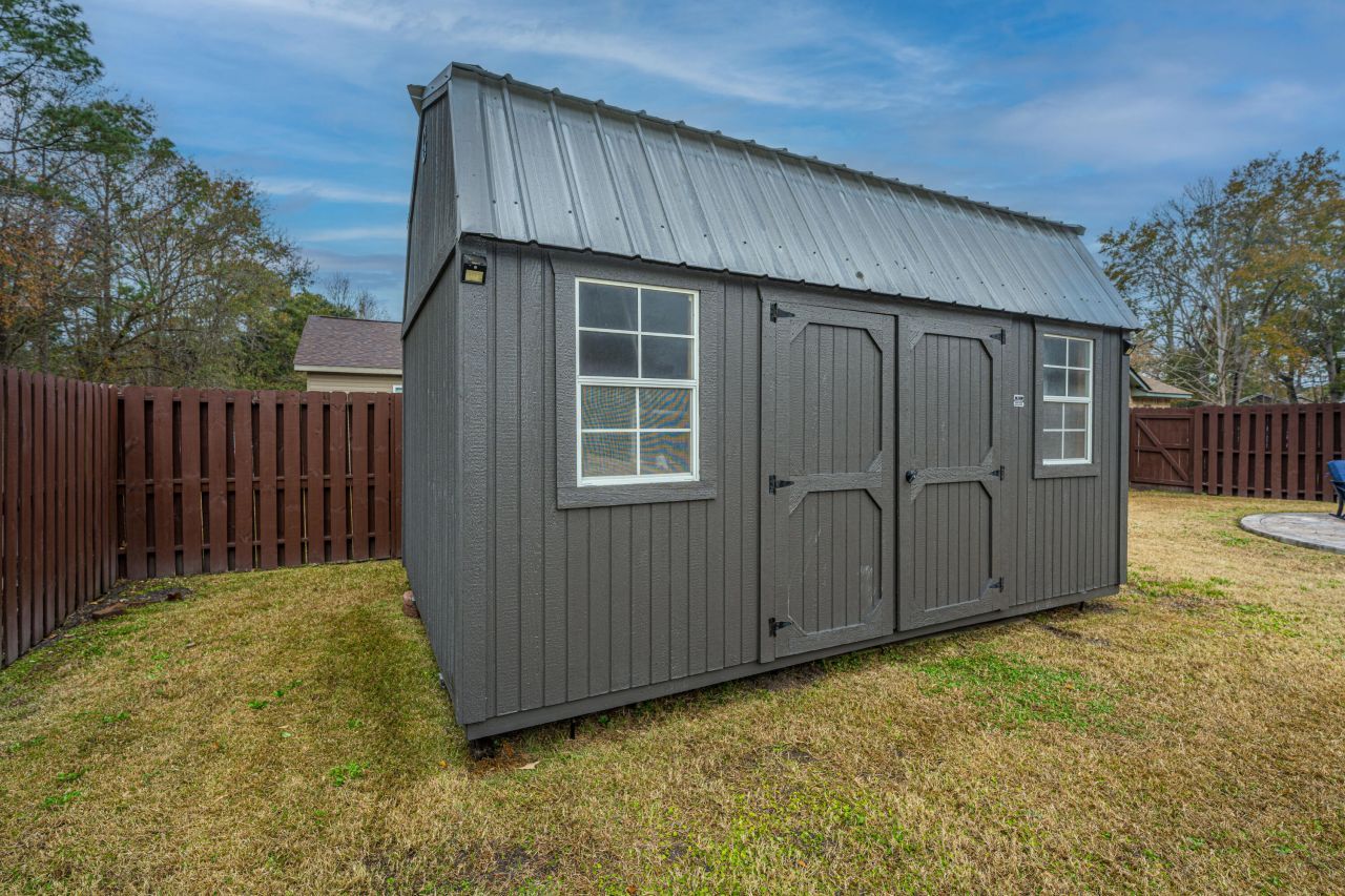 303 Houston Drive Photo 40