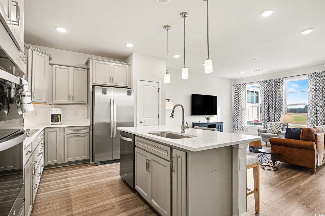 5139 Double Eagle Way Photo 8