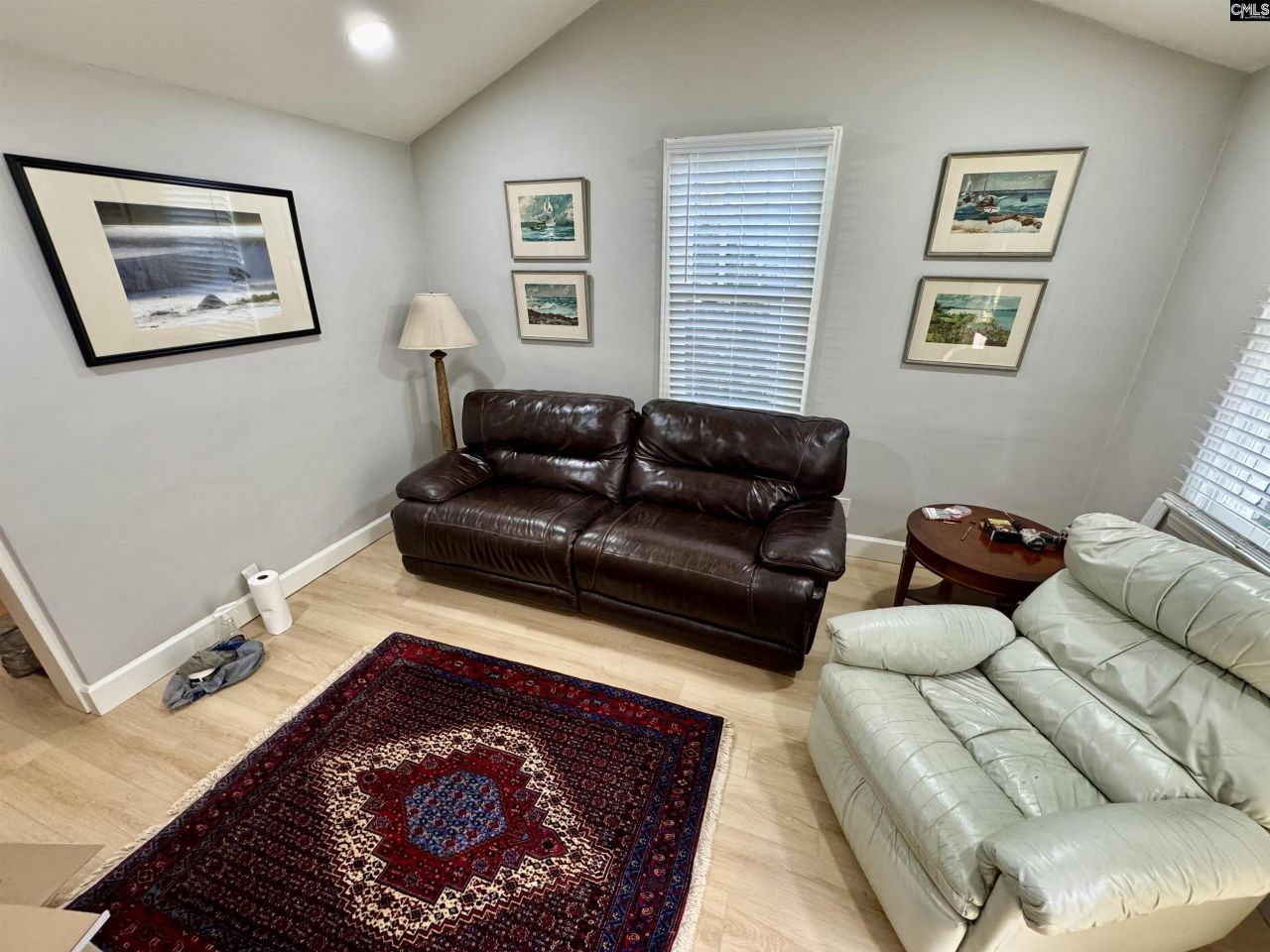 512 Center Street Photo 25