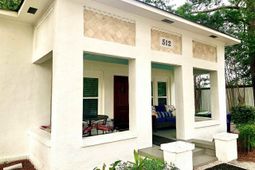 512 Center Street photo 4