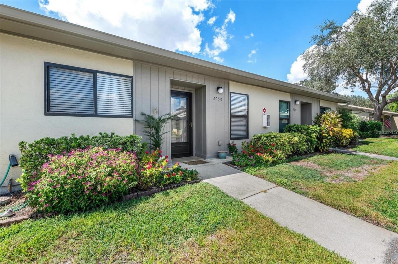 6050 28th Street W, Unit B, Bradenton, FL 34207 Photo