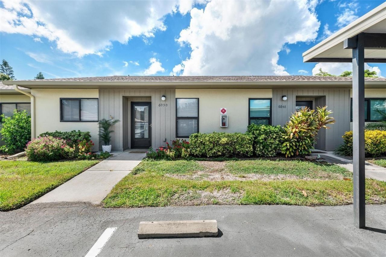 6050 28th Street W, Unit B, Bradenton, FL 34207 Photo