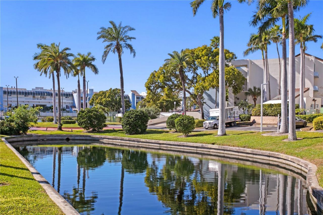 5279 Isla Key Boulevard S, Unit 211, Saint Petersburg, FL 33715 Photo