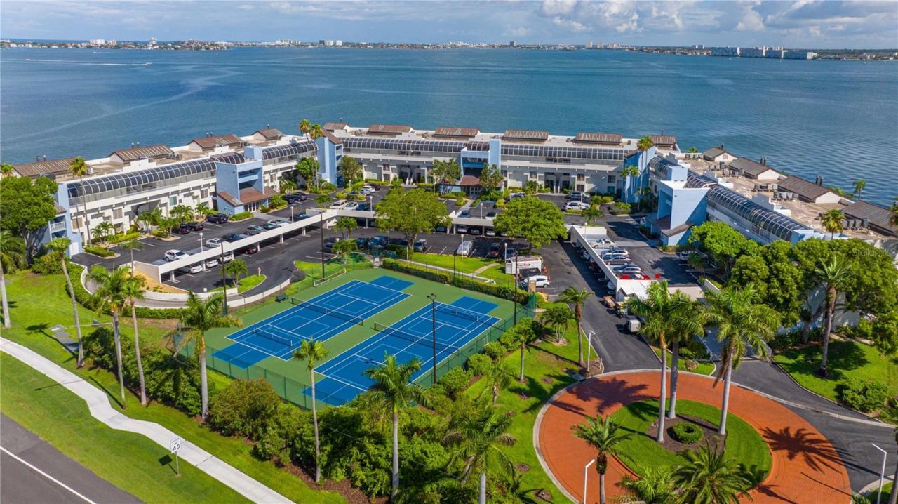 5279 Isla Key Boulevard S, Unit 211, Saint Petersburg, FL 33715 Photo