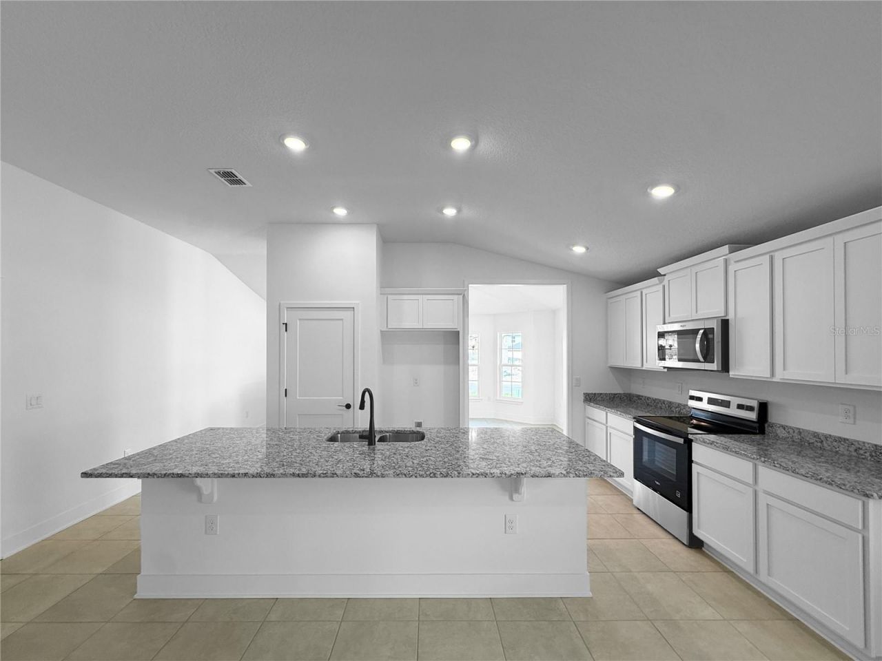 1638 Ann Rose Way, Leesburg, FL 34748 Photo