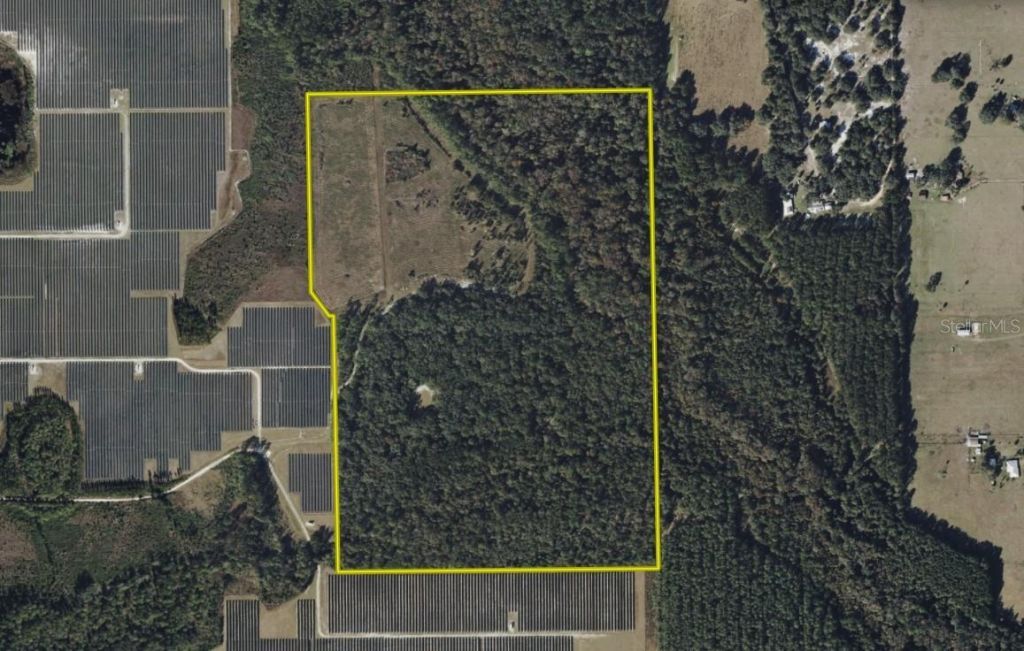 81 Clouds Ave, Interlachen, FL 32148 Photo