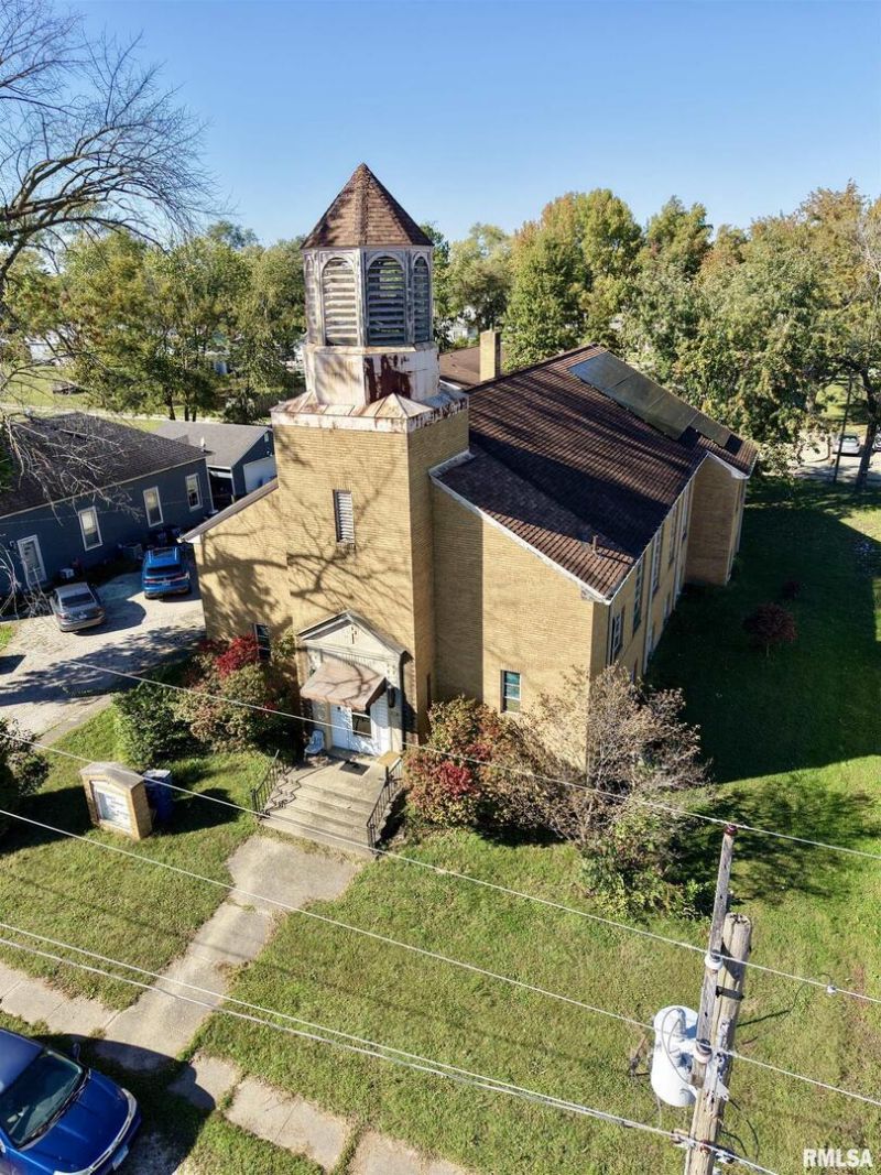 120 W Poplar Street, Noble, IL 62868 Main Photo