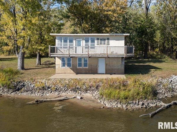 3456 IOWA Highway, Muscatine, IA 52761