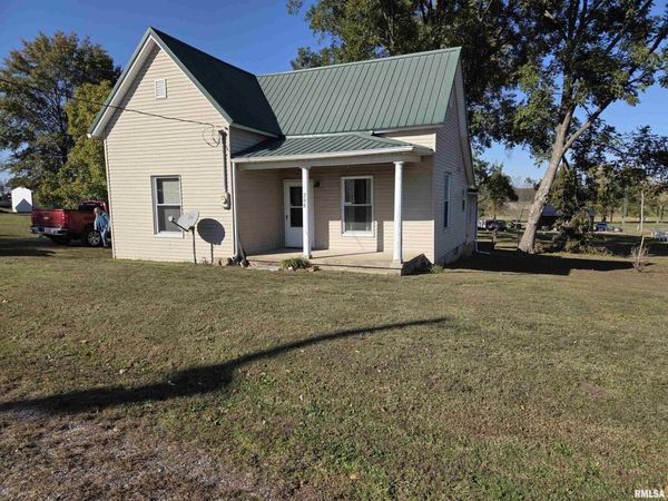 208 W CHERRY Street, Springerton, IL 62887
