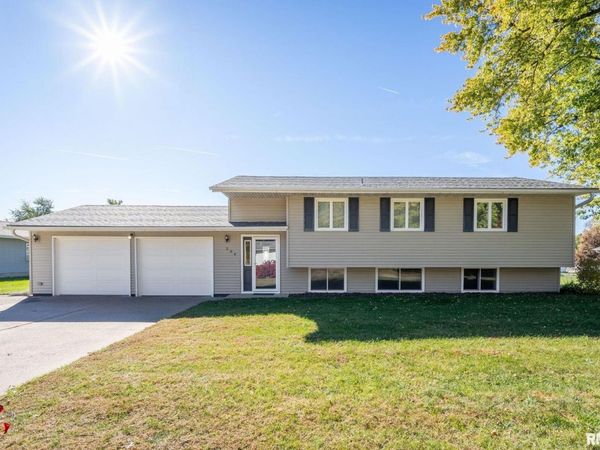 204 AMBER Lane, Geneseo, IL 61254