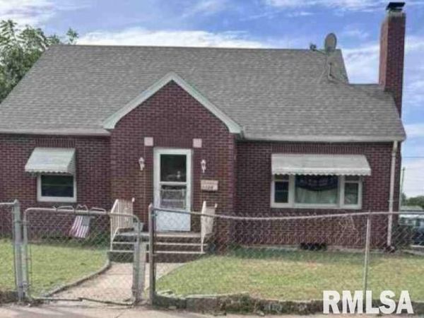 1126 PARK Avenue, Muscatine, IA 52761