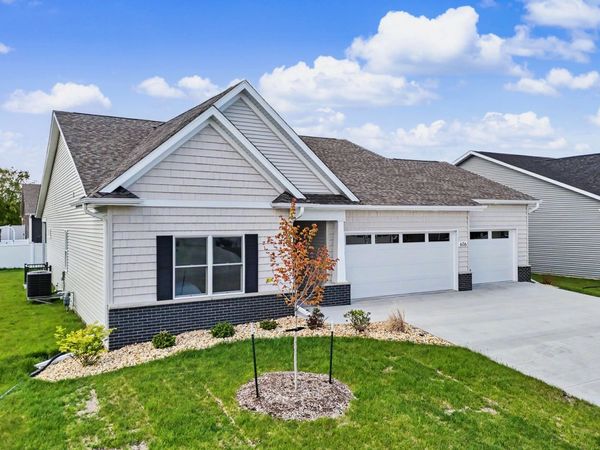 606 KEVIN Road, Blue Grass, IA 52726
