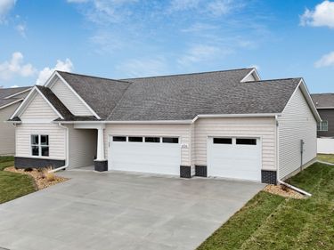606 KEVIN Road, Blue Grass, IA 52726