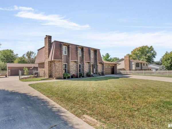 107 HILLTOP Street, Colona, IL 61241