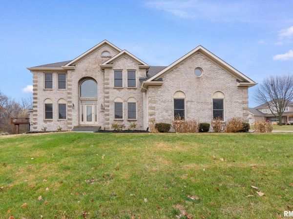 1600 E 5TH Street, Coal Valley, IL 61240