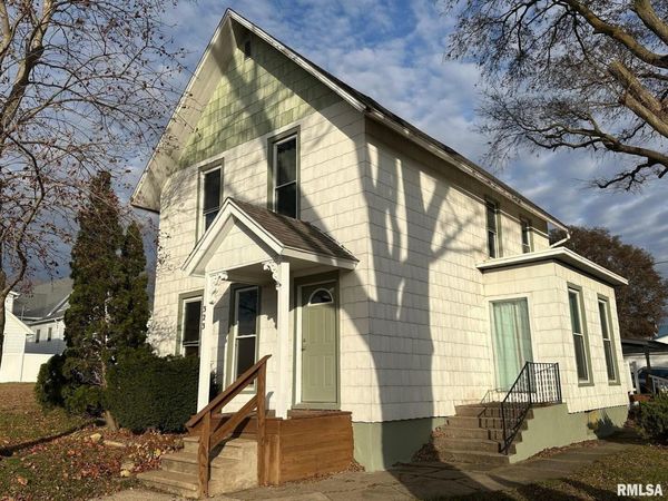 323 LINCOLN Street, Miles, IA 52064