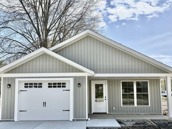 209 MADISON Street, Cambria, IL 62915