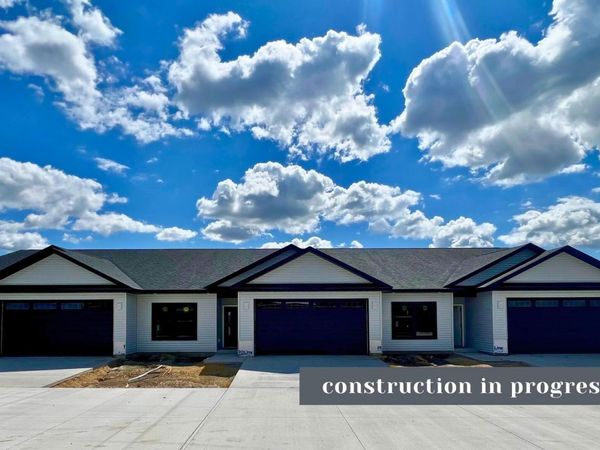 1867 REDBUD Circle, Unit 101, Eldridge, IA 52748