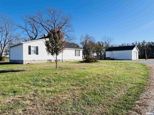 1810 S Highway 142 Highway, Eldorado, IL 62930