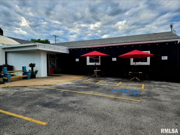 605 E 7TH Street, Tipton, IA 52772