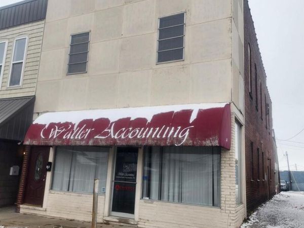 114 W 5TH Street, Mt Carmel, IL 62863