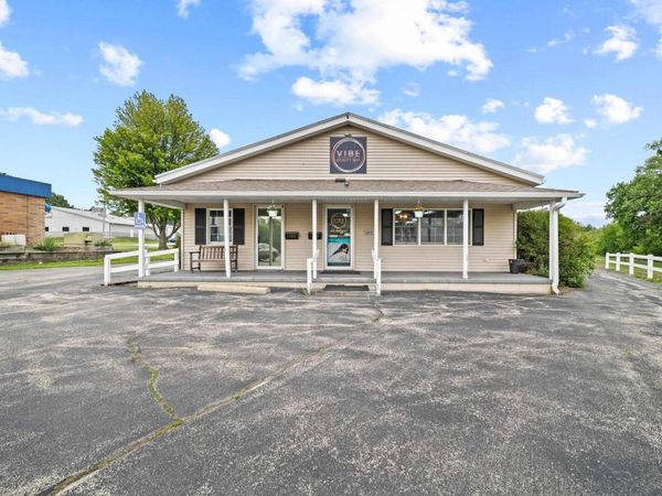 1703 10TH Avenue, Fulton, IL 61252