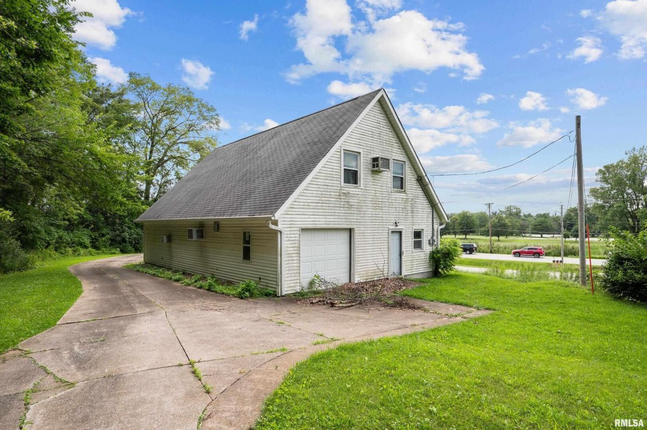 242 S State Avenue, Hampton, IL 61256 Main Photo