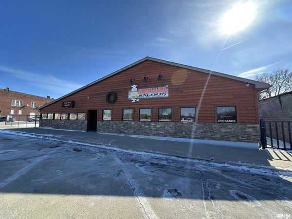 305 W 2ND Street, Rock Falls, IL 61071