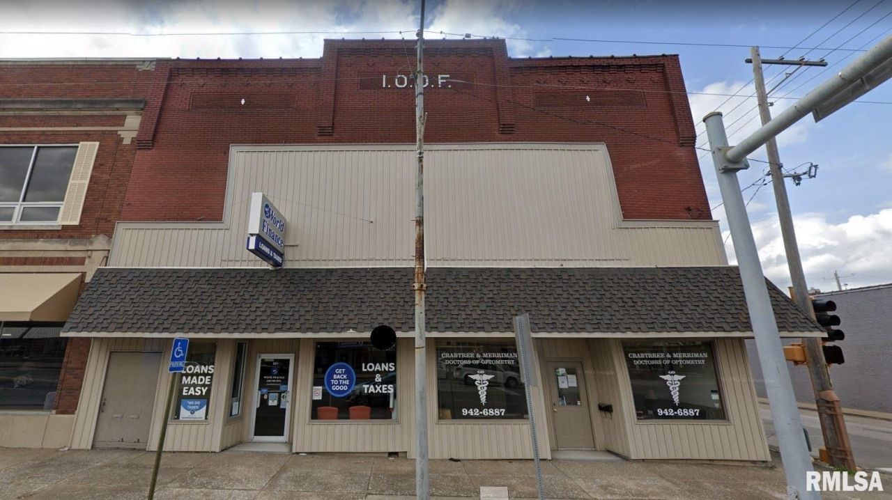 221 N PARK Avenue, Herrin, IL 62948