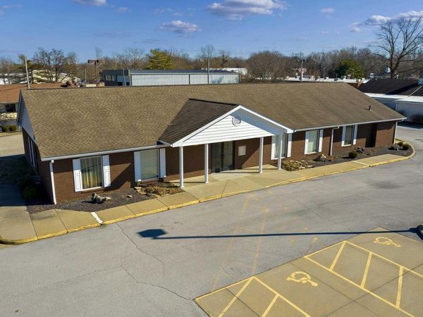 601 E MAIN Street, Carbondale, IL 62901