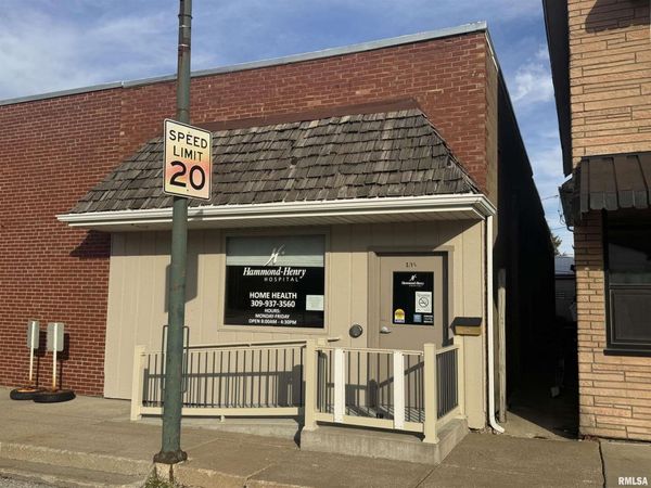 106 N EAST Street, Cambridge, IL 61238