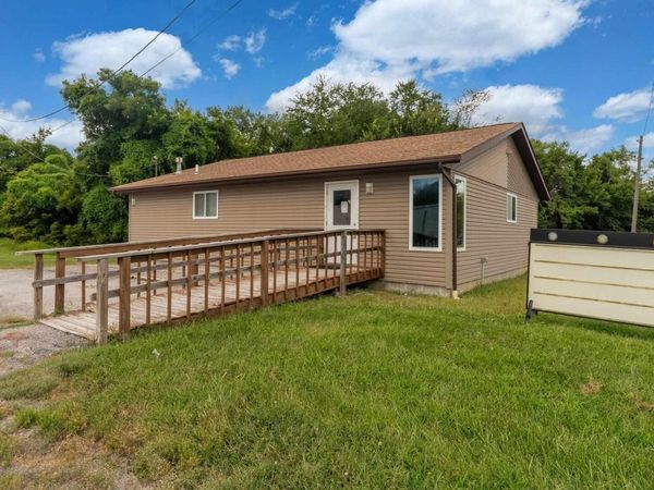 631 N PERSHING Street, Energy, IL 62933