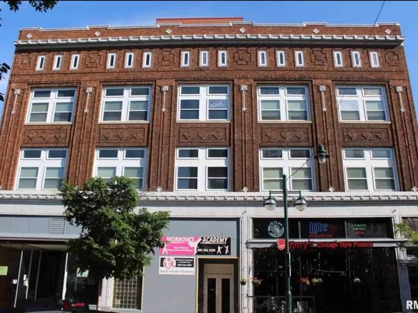 1317 5TH Avenue, Moline, IL 61265